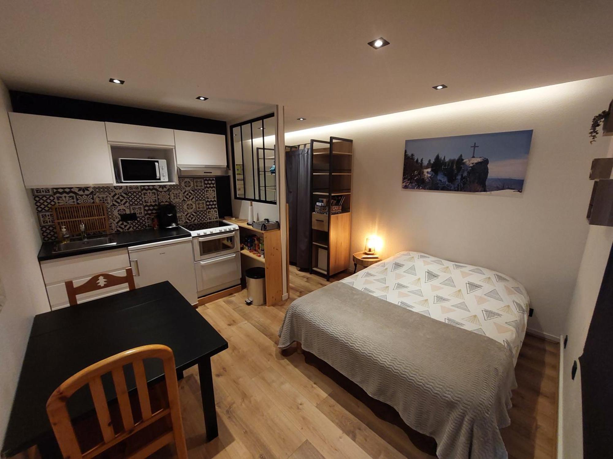 Appartement Studio à Chambéry Extérieur photo