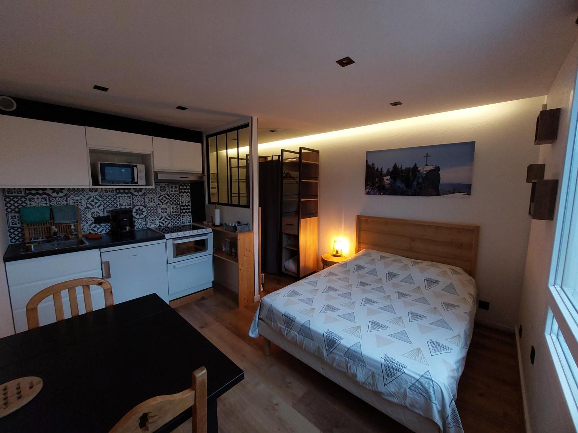 Appartement Studio à Chambéry Extérieur photo